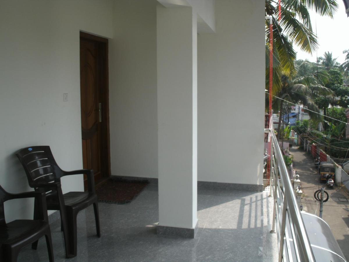 Jacaranda Holiday Home Kochi Екстер'єр фото